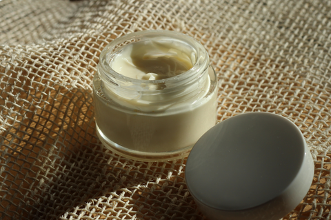 Dive Into Our Vitamin C Rich Cream